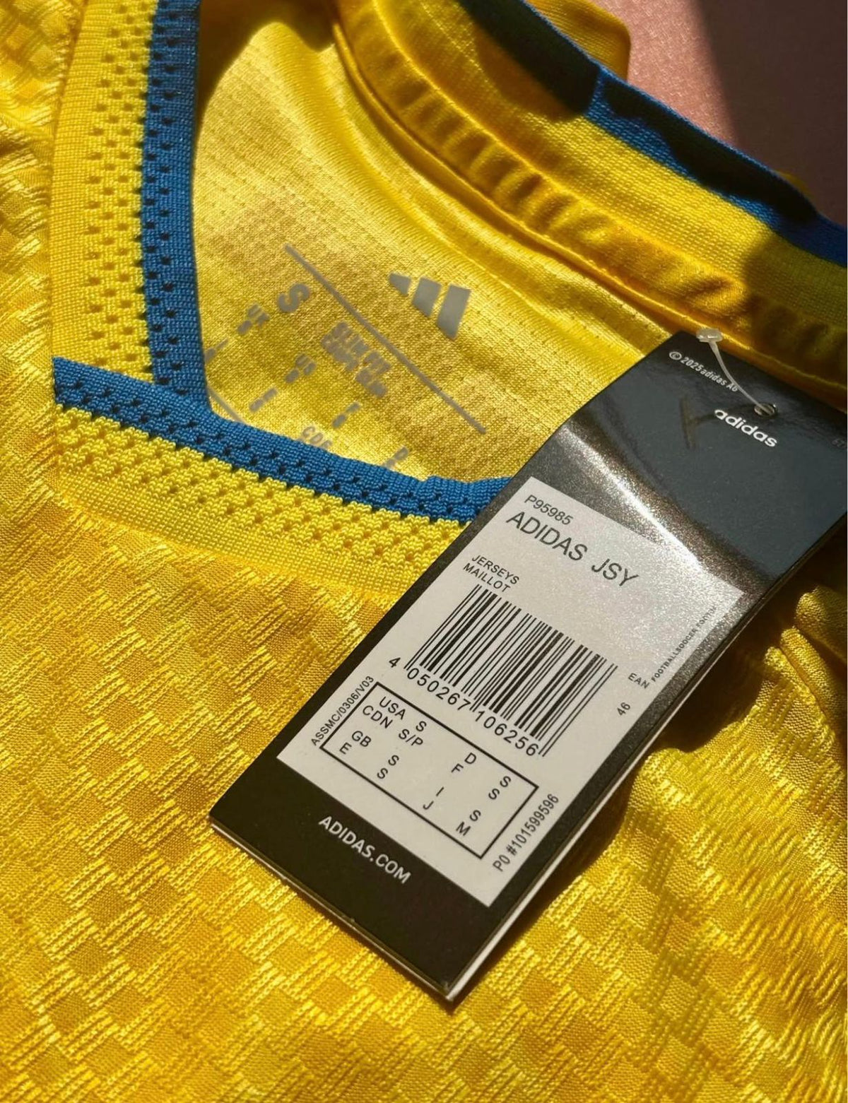 Camiseta Colombia Amarilla Mujer 2026