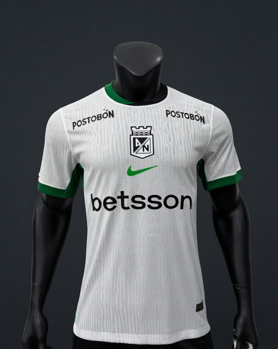Camiseta Atlético Nacional — Visitante Blanca 2026